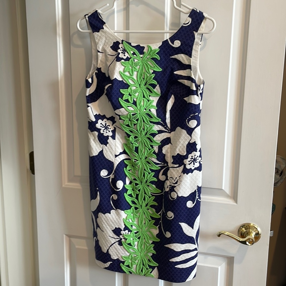 Beautiful Lilly Pulitzer dress - EUC, size 2